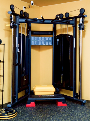 ファンクショナルトレーナー ケーブルマシン