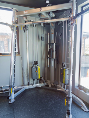 コーナーマルチファンクショナルトレーナー スミスマシン