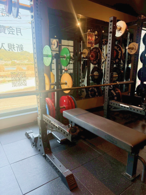 ベンチプレスコンボラック