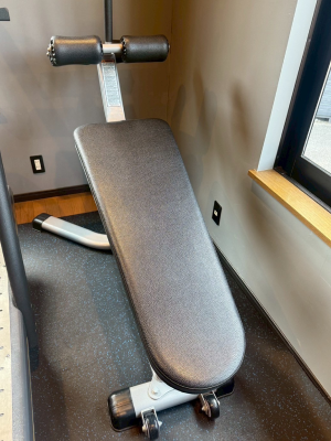 シットアップベンチ